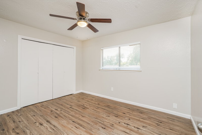2,295/Mo, 11919 Fallbrook Dr Houston, TX 77065 Bedroom View