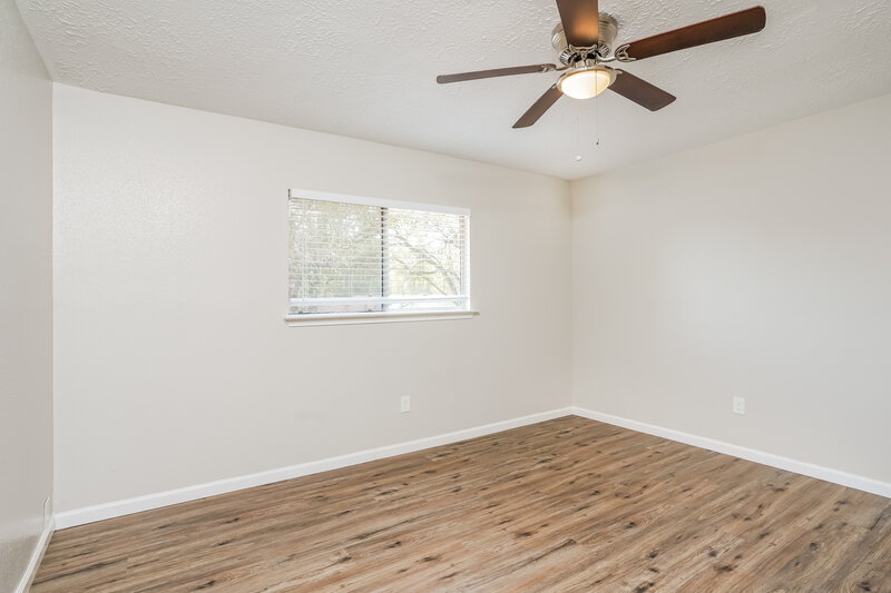 2,295/Mo, 11919 Fallbrook Dr Houston, TX 77065 Bedroom View 2