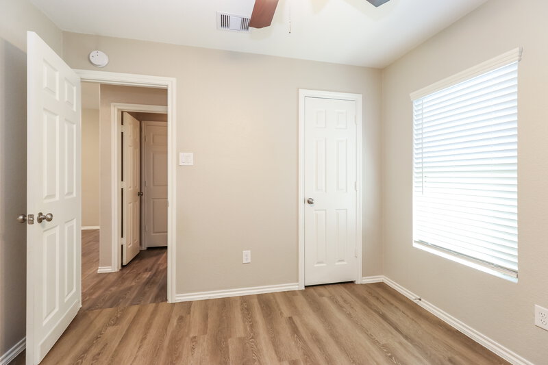 1,935/Mo, 1218 Blue Hazel Ct Pinehurst, TX 77362 Bedroom View 2
