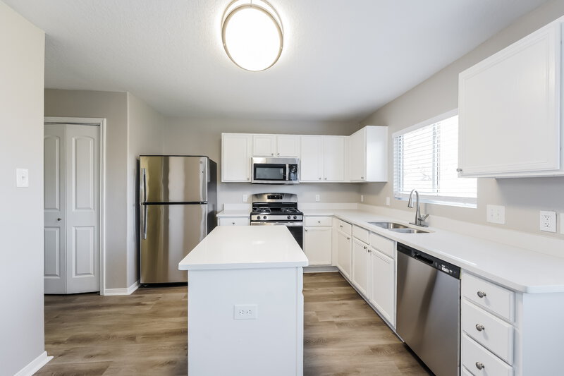 2,205/Mo, 19630 Lighthouse Scene Ln Cypress, TX 77433 Kitchen View