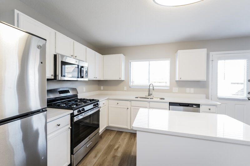 2,205/Mo, 19630 Lighthouse Scene Ln Cypress, TX 77433 Kitchen View 2