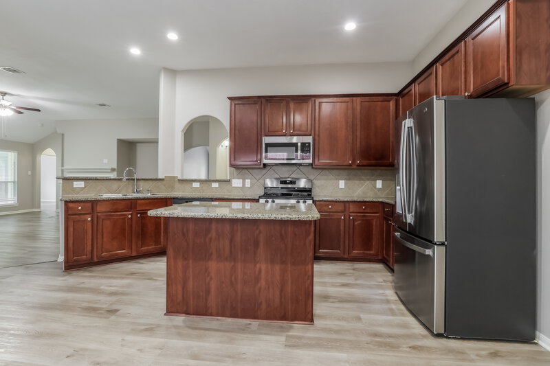 2,415/Mo, 13606 Caney Springs Ln Houston, TX 77044 Breakfast Nook View