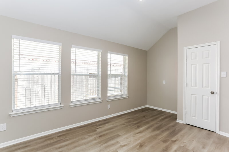 2,640/Mo, 13606 Caney Springs Ln Houston, TX 77044 Bedroom View