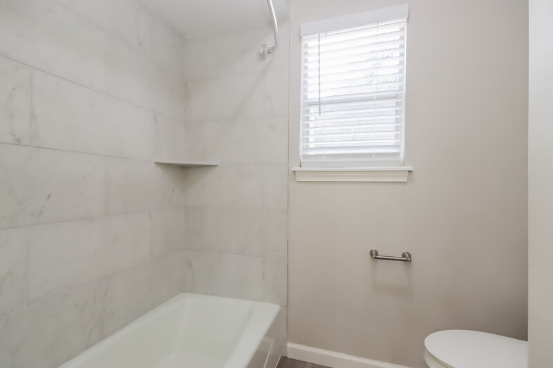 2,640/Mo, 1807 Hamlin Valley Dr Houston, TX 77090 Misc View 16