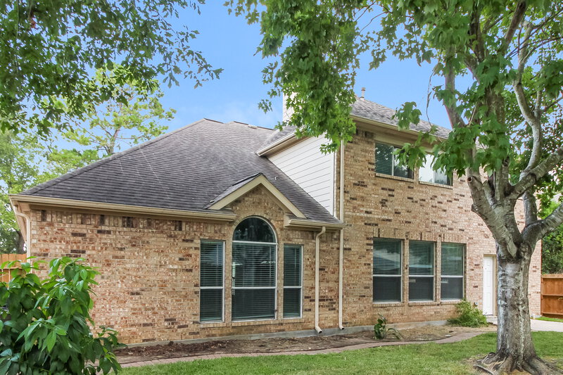 4,330/Mo, 227 Rustic Oaks Dr League City, TX 77573 Rear View 2