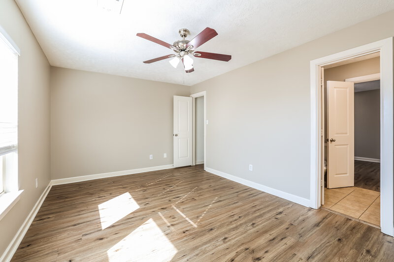 2,815/Mo, 7411 Quiet River Ln Pearland, TX 77581 Bedroom View 3