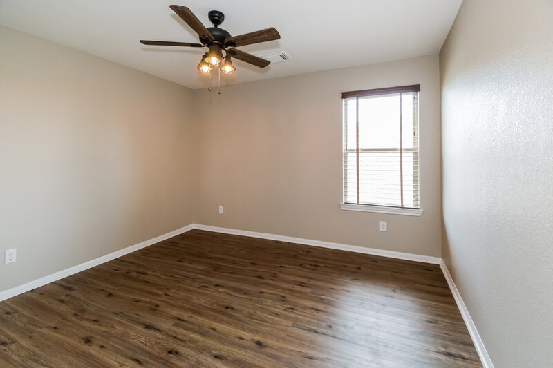 3,210/Mo, 2741 Rio Bella Ct League City, TX 77573 Main Bedroom View 3