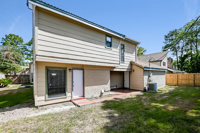 3,350/Mo, 5118 Pinewilde Dr Houston, TX 77066 Rear View