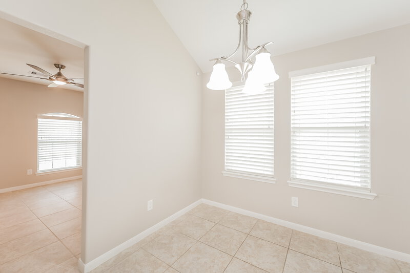 2,390/Mo, 8719 Wasatch Valley Ln Richmond, TX 77407 Dining Room View