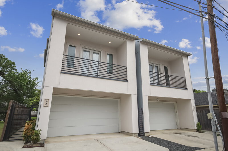 2,620/Mo, 1810 Winter St Houston, TX 77007 External View