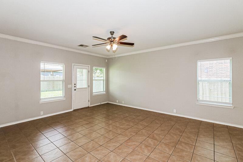2,235/Mo, 903 Butterfly Ln Rosenberg, TX 77469 Living Room View