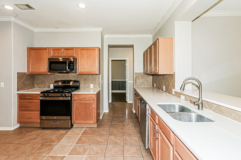 2,235/Mo, 903 Butterfly Ln Rosenberg, TX 77469 Kitchen View