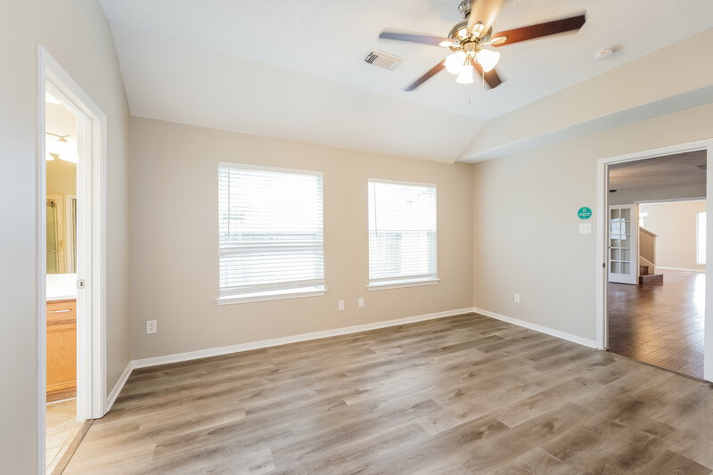 2,015/Mo, 14814 Dorray Ln Houston, TX 77082 Main Bedroom View