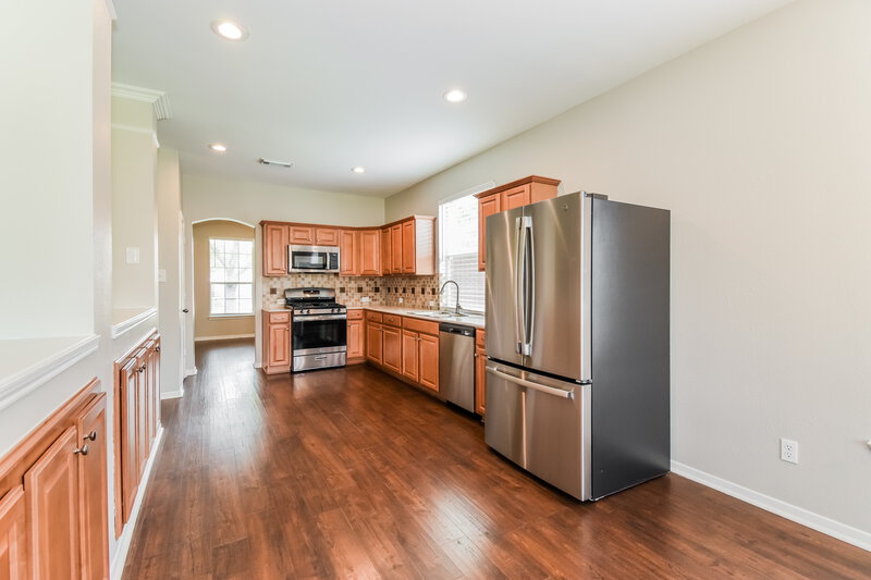 2,700/Mo, 6176 Galloway Ln League City, TX 77573 Kitchen View 2