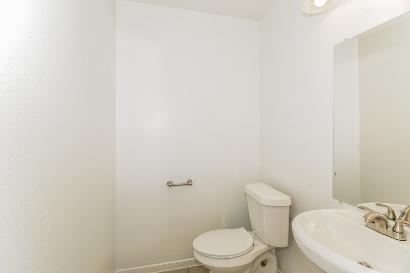 2,700/Mo, 6176 Galloway Ln League City, TX 77573 Bathroom View 2
