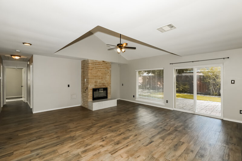 1,840/Mo, 1022 Red Rock Canyon Dr Katy, TX 77450 Living Room View