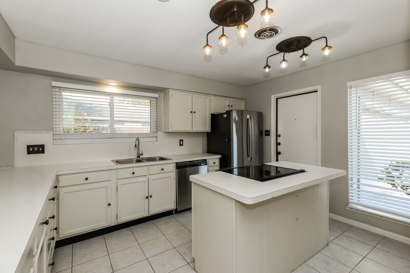 1,840/Mo, 1022 Red Rock Canyon Dr Katy, TX 77450 Kitchen View