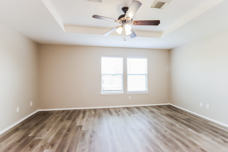 3,135/Mo, 18222 Thicket Grove Rd Houston, TX 77084 Main Bedroom View
