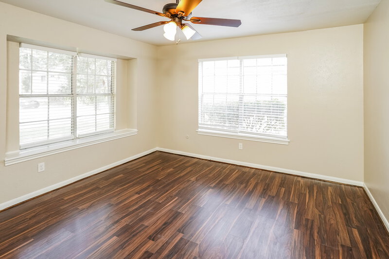 2,055/Mo, 24814 Butterwick Dr Spring, TX 77389 Bedroom View 3