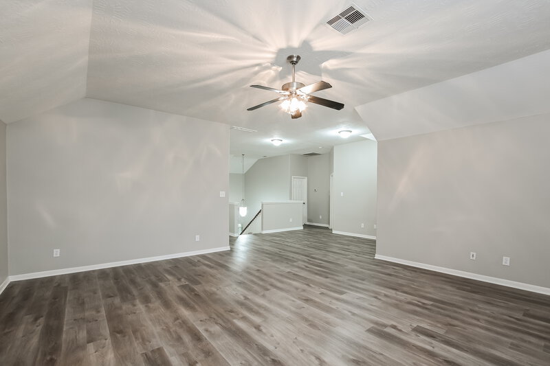 2,820/Mo, 8211 Miramar Crest Ct Tomball, TX 77375 Family Room View