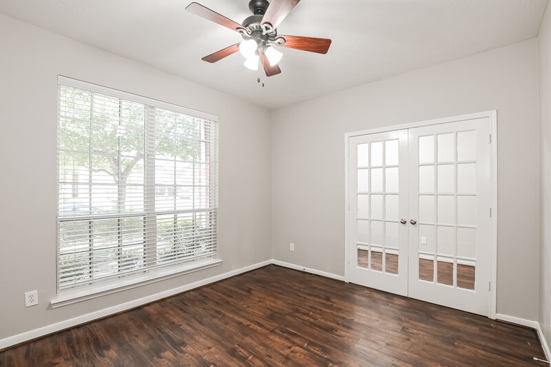2,820/Mo, 8211 Miramar Crest Ct Tomball, TX 77375 Office View