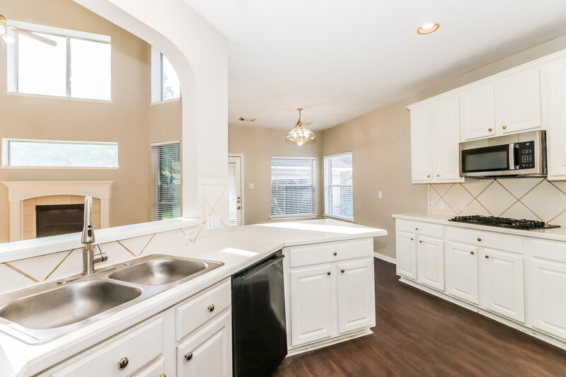 3,140/Mo, 2534 Bridge Hampton Way Sugar Land, TX 77479 Kitchen View 2