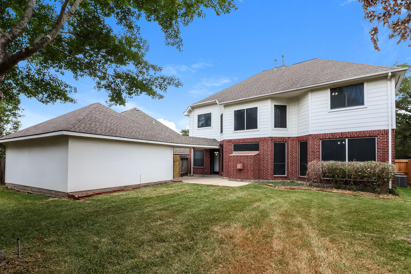 3,250/Mo, 2534 Bridge Hampton Way Sugar Land, TX 77479 Rear View