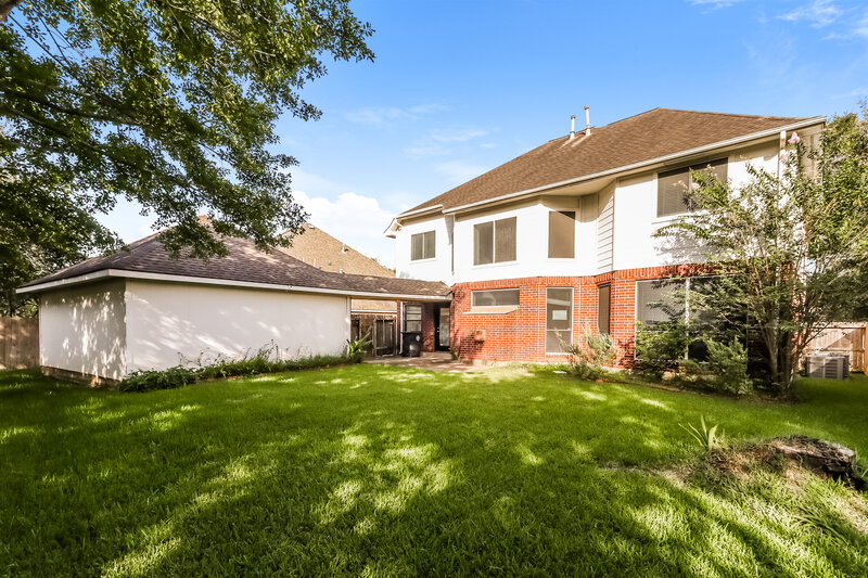 3,140/Mo, 2534 Bridge Hampton Way Sugar Land, TX 77479 Rear View