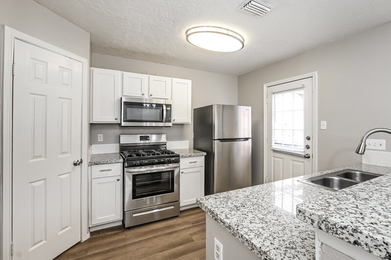 1,735/Mo, 17603 Northfalk Dr Houston, TX 77084 Kitchen View