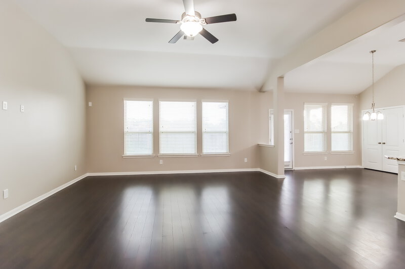 3,145/Mo, 25334 Terrain Park Dr Spring, TX 77373 Living Room View