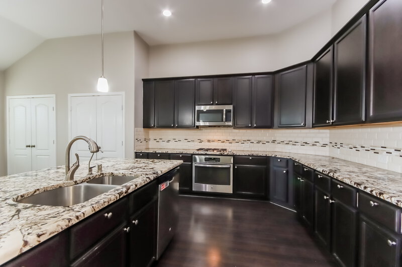 3,145/Mo, 25334 Terrain Park Dr Spring, TX 77373 Kitchen View 2