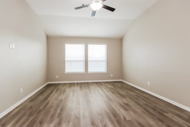 3,145/Mo, 25334 Terrain Park Dr Spring, TX 77373 Bedroom View 2