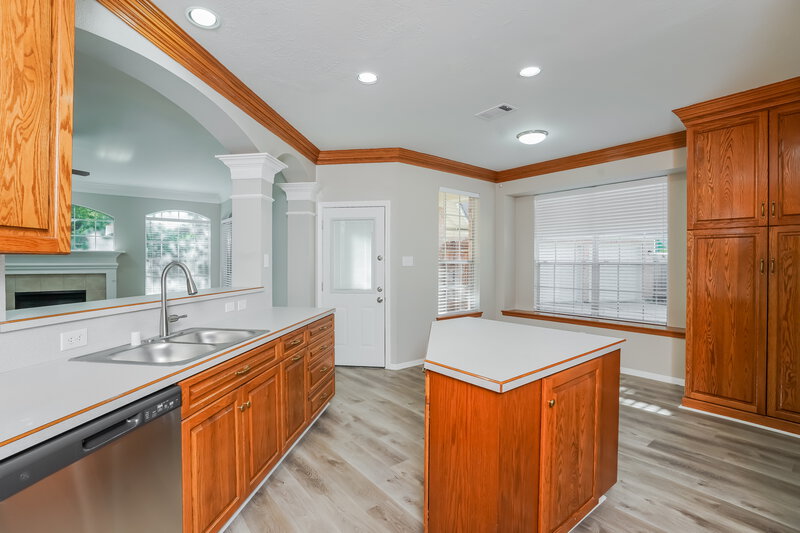 2,925/Mo, 1423 Tilman Dr Richmond, TX 77406 Kitchen View 2