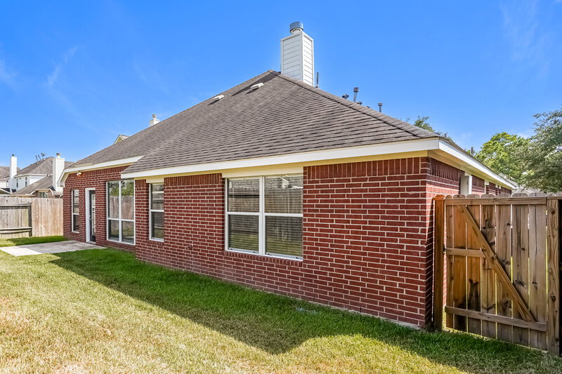 2,440/Mo, 24026 Hackberry Creek Dr Katy, TX 77494 Rear View 2