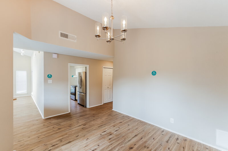 2,135/Mo, 4366 Wildacres Dr Houston, TX 77072 Dining Room View