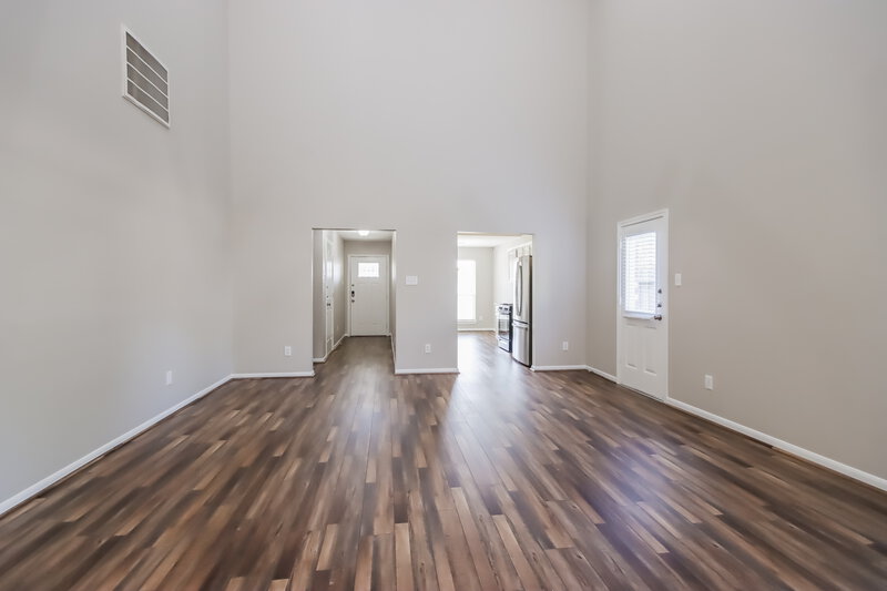 2,390/Mo, 26122 Cypresswood Dr Spring, TX 77373 Living Room View 2