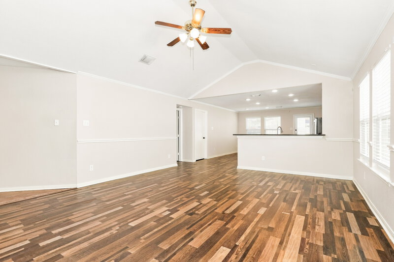 1,910/Mo, 21610 Gannet Peak Way Katy, TX 77449 Living Room View 2