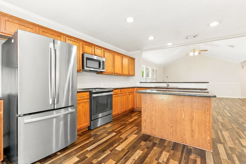1,910/Mo, 21610 Gannet Peak Way Katy, TX 77449 Kitchen View