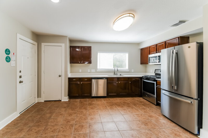 2,440/Mo, 439 Laurel Sage Dr Kingwood, TX 77339 Kitchen View