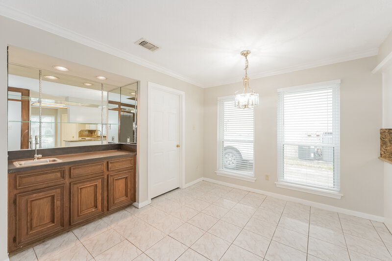 3,225/Mo, 15806 Knoll Lake Dr Houston, TX 77095 Breakfast Nook View