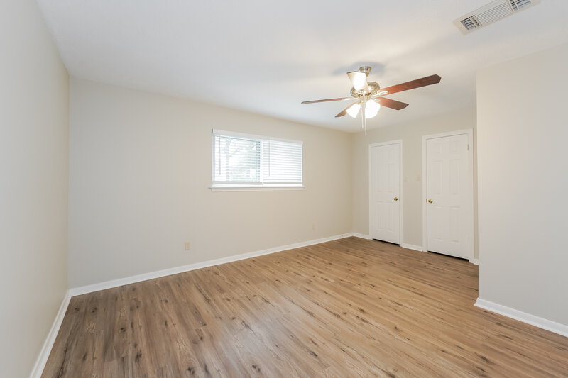 3,225/Mo, 15806 Knoll Lake Dr Houston, TX 77095 Main Bedroom View