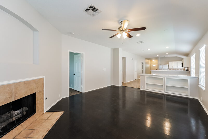 2,155/Mo, 19822 Juniper Berry Dr Richmond, TX 77407 Family Room View 3