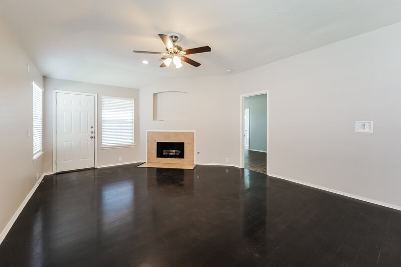 2,155/Mo, 19822 Juniper Berry Dr Richmond, TX 77407 Family Room View 4