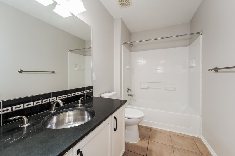 2,155/Mo, 19822 Juniper Berry Dr Richmond, TX 77407 Bathroom View