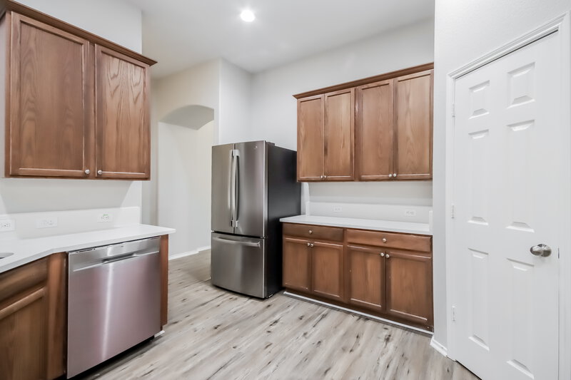 2,200/Mo, 1919 Treasure Mountain Dr Spring, TX 77388 Kitchen View