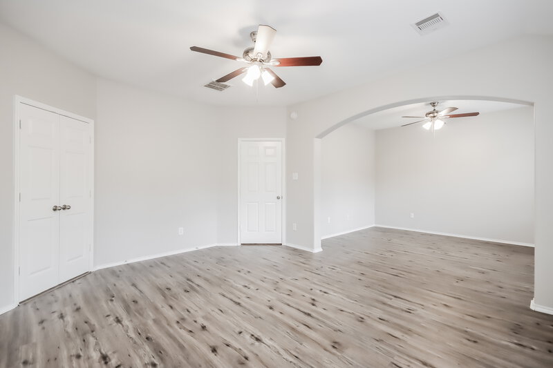 2,200/Mo, 1919 Treasure Mountain Dr Spring, TX 77388 Main Bedroom View 2