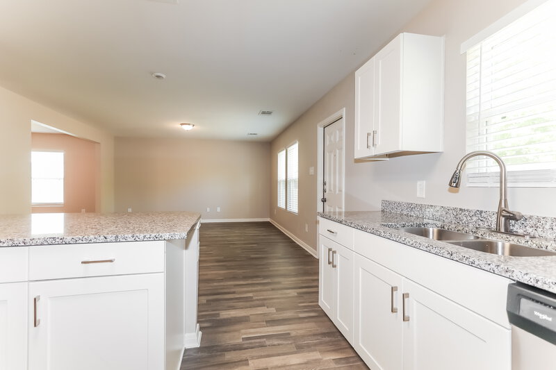 1,810/Mo, 15653 Del Norte Dr # A1 Conroe, TX 77306 Kitchen View 2
