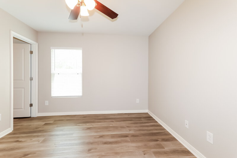 1,810/Mo, 15653 Del Norte Dr # A1 Conroe, TX 77306 Main Bedroom View 2
