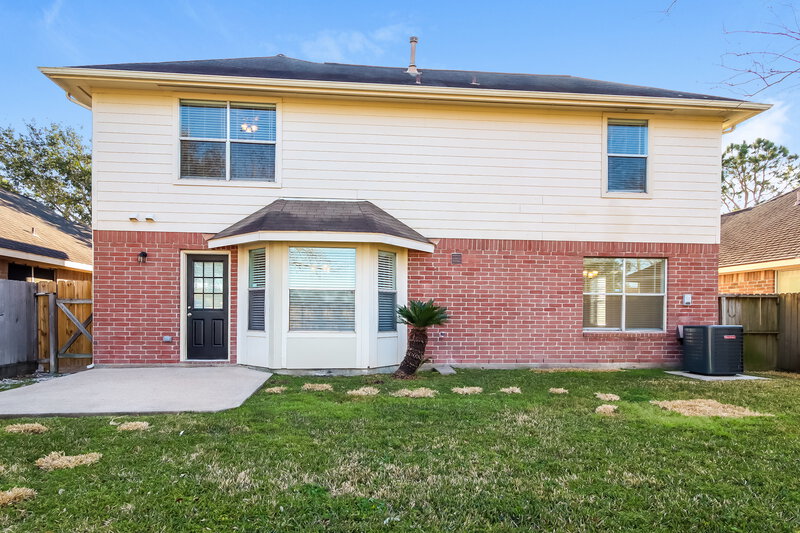 2,405/Mo, 1134 Andover Dr Pearland, TX 77584 Rear View