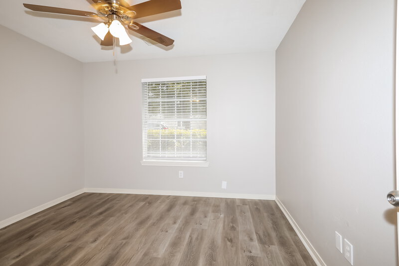 1,825/Mo, 626 Fantasy Ln Montgomery, TX 77356 Misc View 13